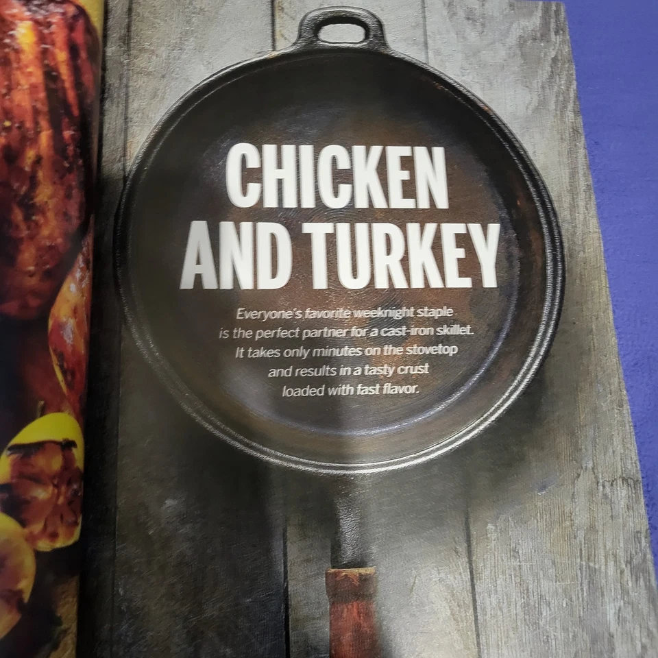 Cast-Iron Recipes: SOUTHERN LIVING MAGAZINE 2025 ~ 115 Classic Favorite Recipes Foto 3 de 4