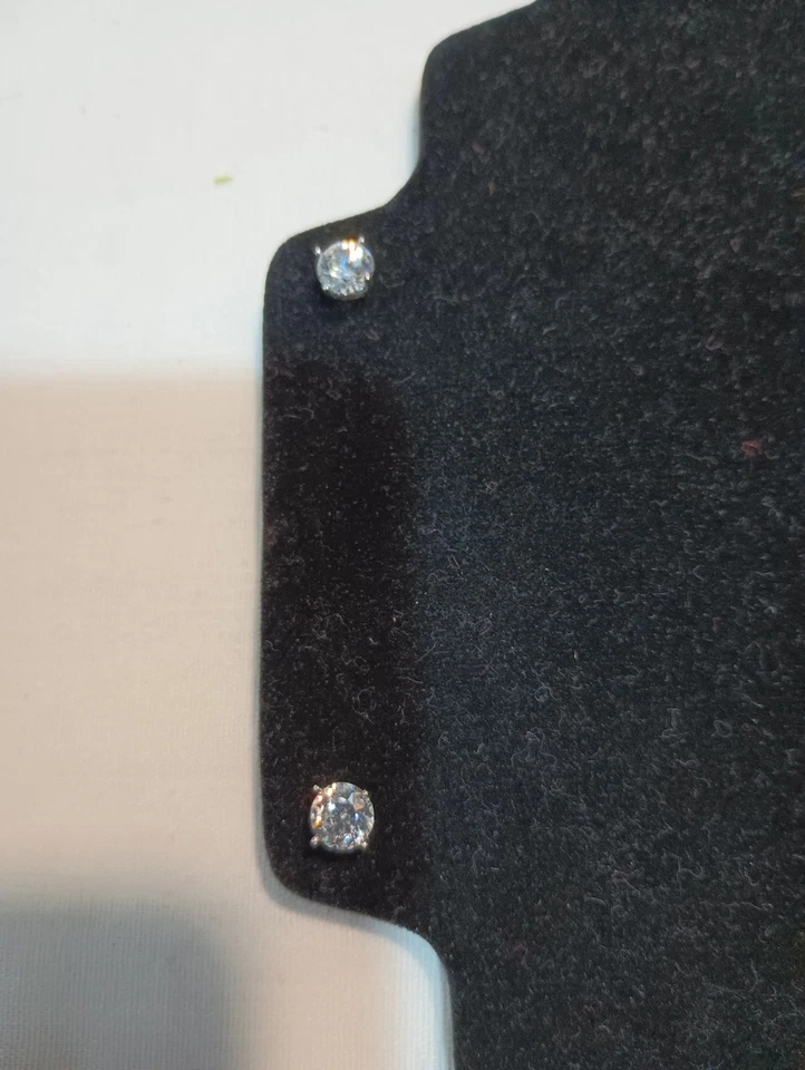 Pendientes Brillantes Epifanía Diamonique 100 Facetas 2.00 CTTW Esterlina 925 JCM NUEVOS EN CAJA Foto 4 de 4