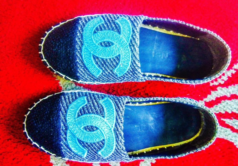 Chanel Auténticas Alpargatas Mujer Zapatos Logo Cc Talla 34 HECHO EN ESPAÑA Foto 4 de 4