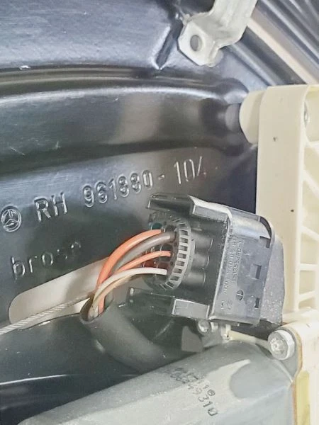 Regulador de ventana cuarto trasero derecho OEM 2011 2012 2013 2014 Mercedes Benz E350 Foto 3 de 4