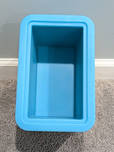 NEW Ice.Made.Clear Ice Cube Maker & Storage Container Silicone Large & Small - Bild 4 von 8