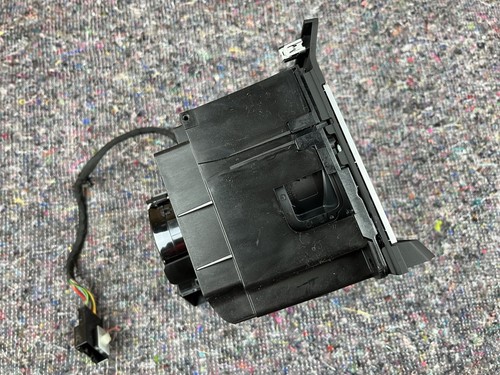 BMW X5 X6 X7 G05 G06 G07 OEM Thermoelectric cup holder center console 6827173 - Imagen 12 de 15