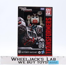 Ratchet 09 Transformers WFC Studio Series Gamer Edition Hasbro Figure NEW SEALED