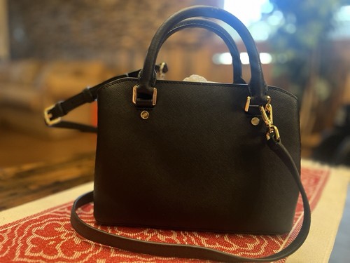 NEW Michael Kors Small Savannah Black gold Saffiano Leather Satchel bag handbag - Picture 4 of 8