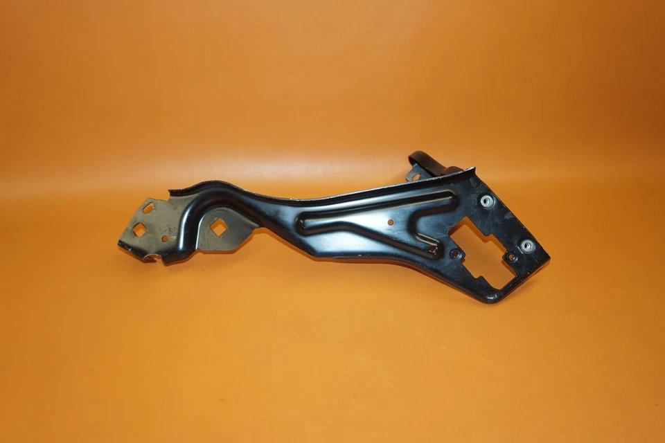 SOPORTE LUZ SOPORTE DERECHO MERCEDES BENZ C250 C350 2012 2013 2014 A2046201291 Foto 2 de 4