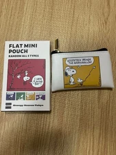 Snoopy Museum Flat Mini Pouch Random 5 Types