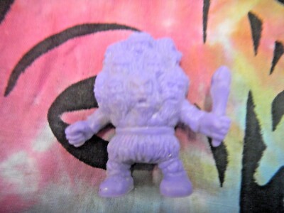 MONSTER IN MY POCKET VINTAGE KUNSTSTOFFFIGUR JOTUN TROLL LILA 4,5 CM 