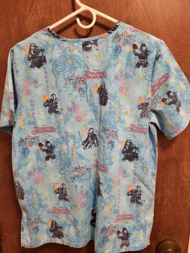 Scrub Tops Lot U-Pick - Disney, Peanuts, Star Wars, Holiday, Cats, Dogs, Flowers - Picture 75 of 442