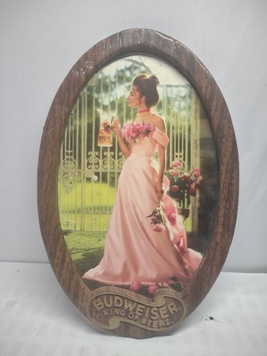 Vintage Budweiser Bild King Of Beers Mädchen mit Bierkarton/Kunststoff. B2-27
