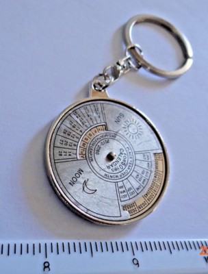MOVABLE ASTROLOGY PERPETUAL CALENDAR KEY CHAIN CHARM SHINY SILVER