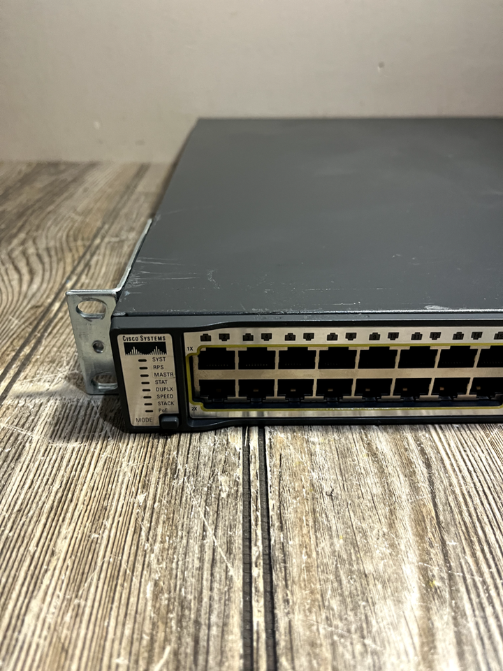Commutateur Cisco Catalyst 3750G Série 24x RJ 45 4x SFP WS C3750G 24TS E