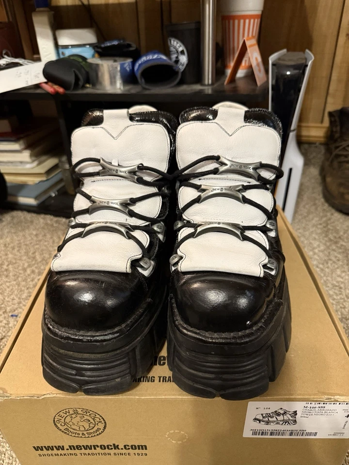 Nuevas Botas Rock Plataforma Talla Charol Lengua Blanca Talla EU47 (US12.5) Foto 3 de 4