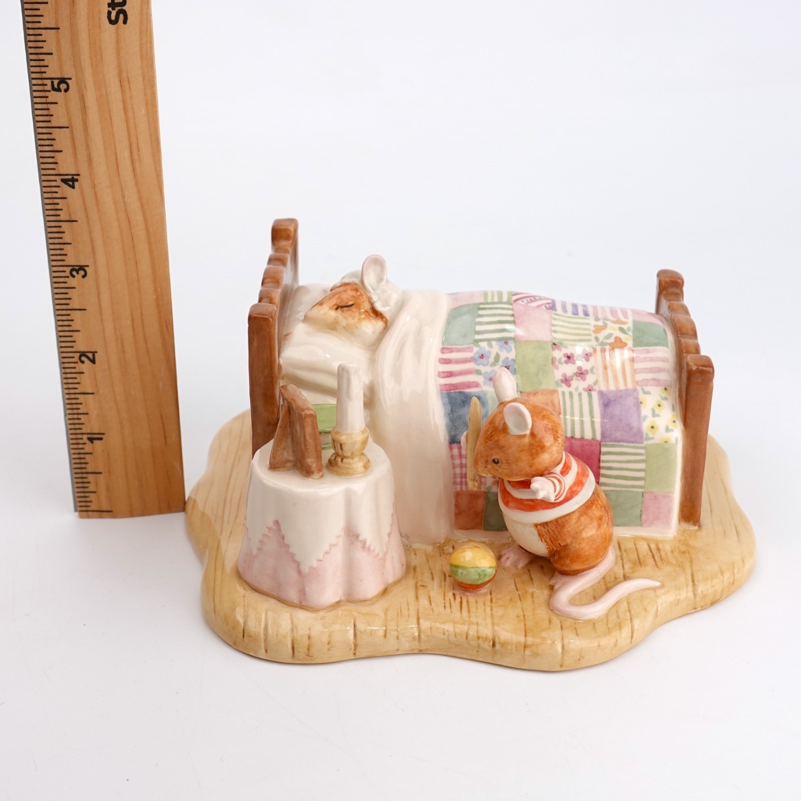 Royal Doulton Brambly Hedge “Happy Birthday Wilfred” DBH45 Figurine 26/3000 RARE