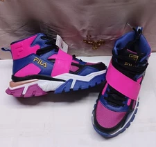 FILA VITTORI WOMENS HIGH TOP SNEAKERS/  Size 6 / NWT