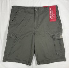 Unionbay Cargo Shorts, Men's 36 Large , Military Green, Stretch Fabric, NEW