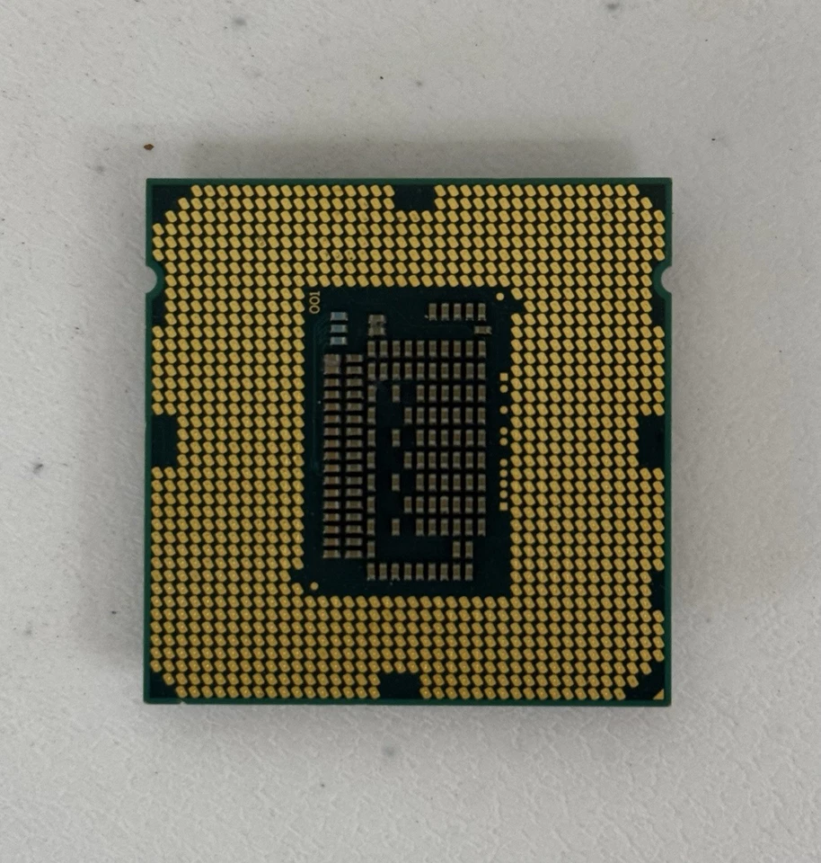 Intel Core I5-3330 SR0RQ 3rd Gen 3GHz Quad-Core CPU LGA 1155 - Image 2 of 2