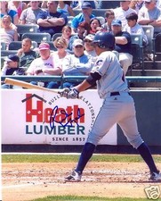 RUBEN TEJADA NEW YORK METS SIGNED 8X10 PHOTO W/COA