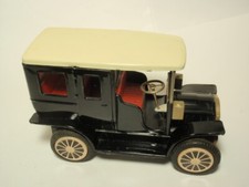 Vtg Japan Classic Old Cadillac Tin Friction Car As-Is 