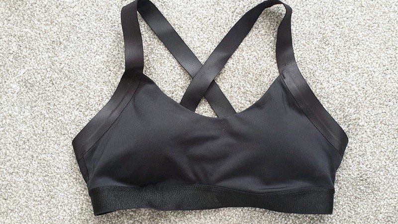 reggiseni sportivi h&m