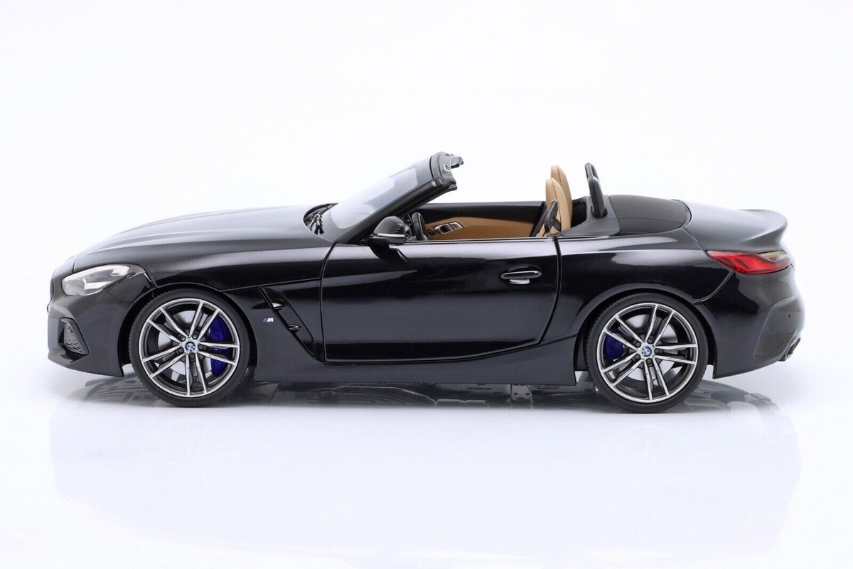 - BMW - Z4 スパイダー 　1/18 M40i (G29) 2019 NOREV 80432450998 Scale 1/18 | BMW Z4 SPIDER M40i (G29) 2019 RED