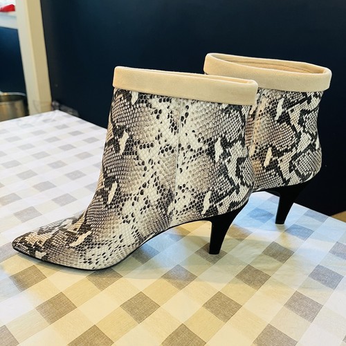 42 GOLD Ojai Leather Snake Animal Print Cuff Pull On Ankle Bootie Boots Size 9M - Picture 3 of 9