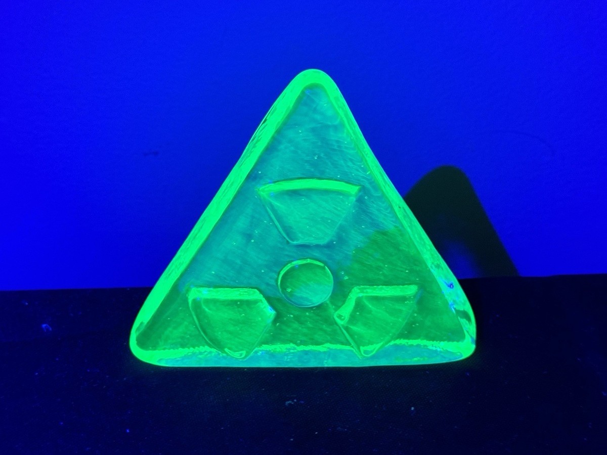 ① uranium7　806045 Uranium Glass radiation Uranium symbol, sign display piece | eBay