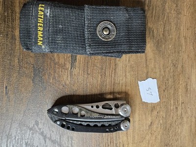 RARE Leatherman Freestyle CX Multi-Tool 154CM  Carbon Fiber With Sheath