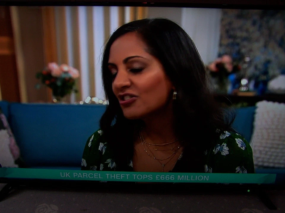 toshiba 65ul2063db smart dighital tv - Image 2 of 4