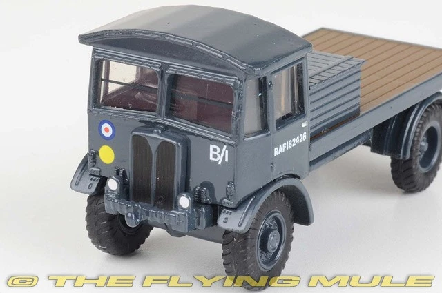 Oxford Diecast 1:76 Matador Flatbed RAF - Image 3 of 4