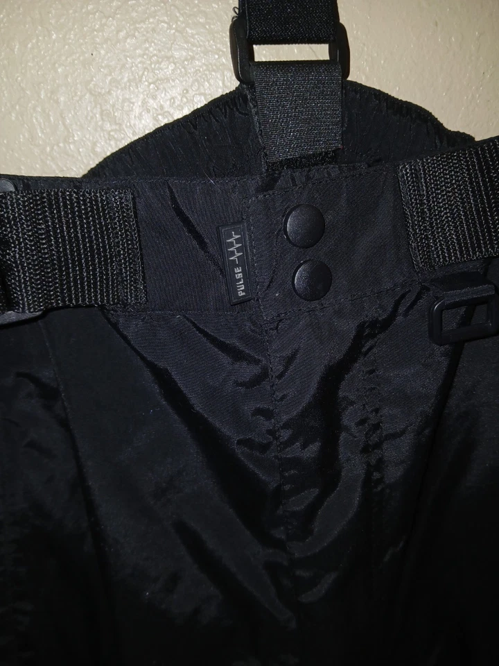 Mono con tirantes Pulse para esquí/snowboard M negro aislado correas ajustables bolsillos con cremallera  Foto 4 de 4