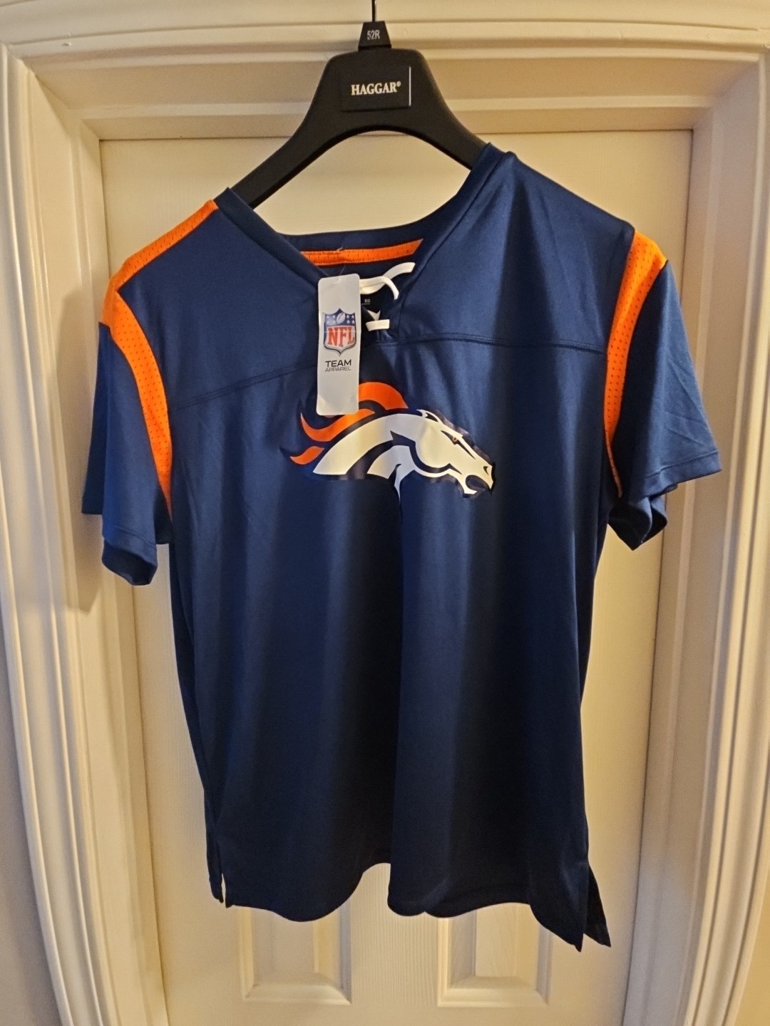Picture 1 of 4