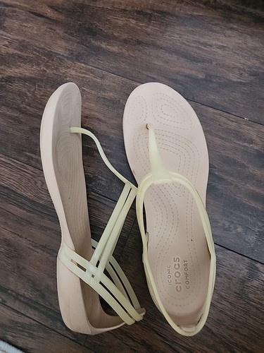 Crocs Isabella Iconic T Strap Sandals Ivory Thong Slip On Comfort Women 8