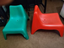 2 chaises plastiques intérieur/extérieur enfant Ikea bunsö