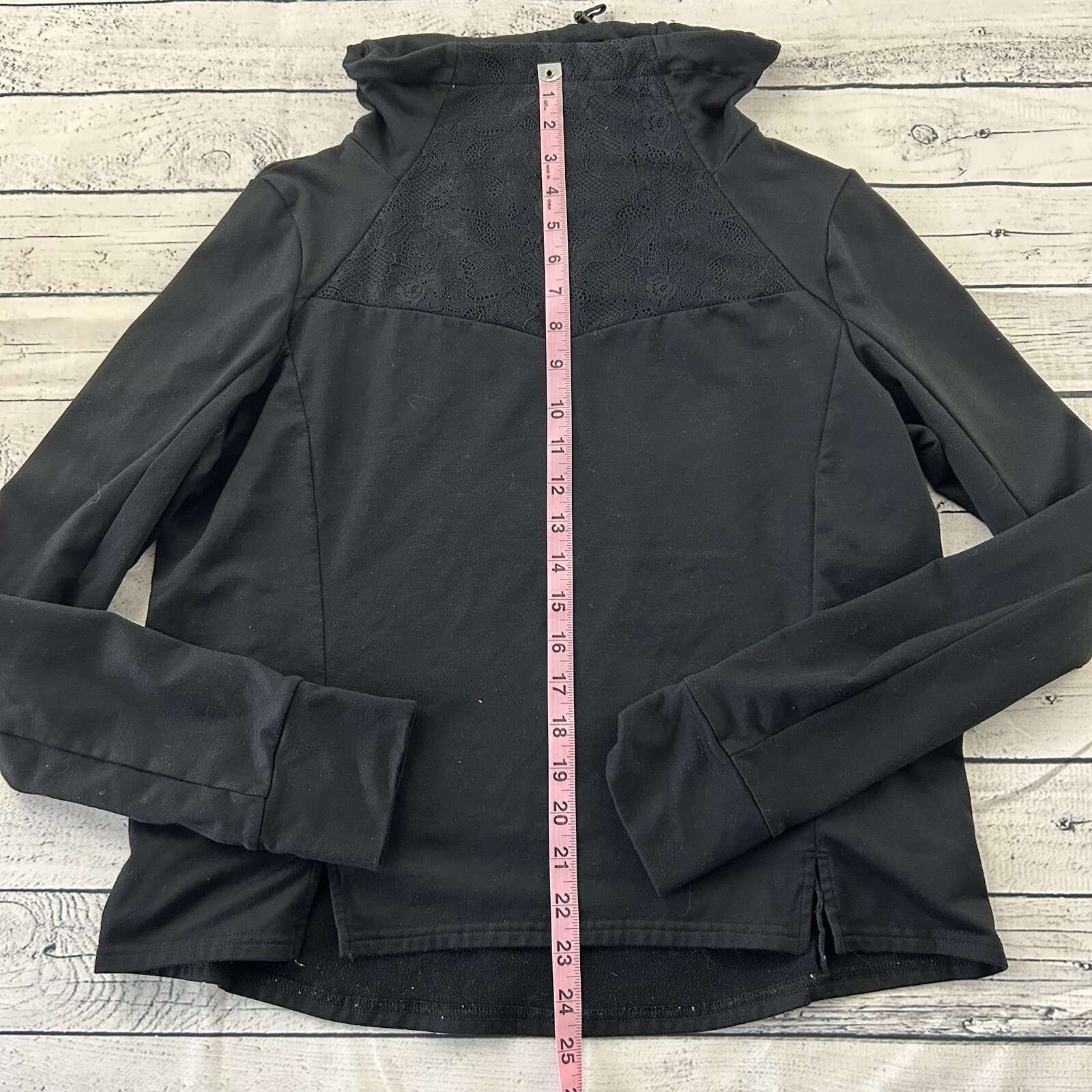 Fabletics Pullover Athletic Lace Accent Mock Neck… - image 2