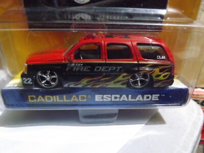 2003 Jada Dub City Cadillac Escalade Dub City Fire Dept. # 34 1/64