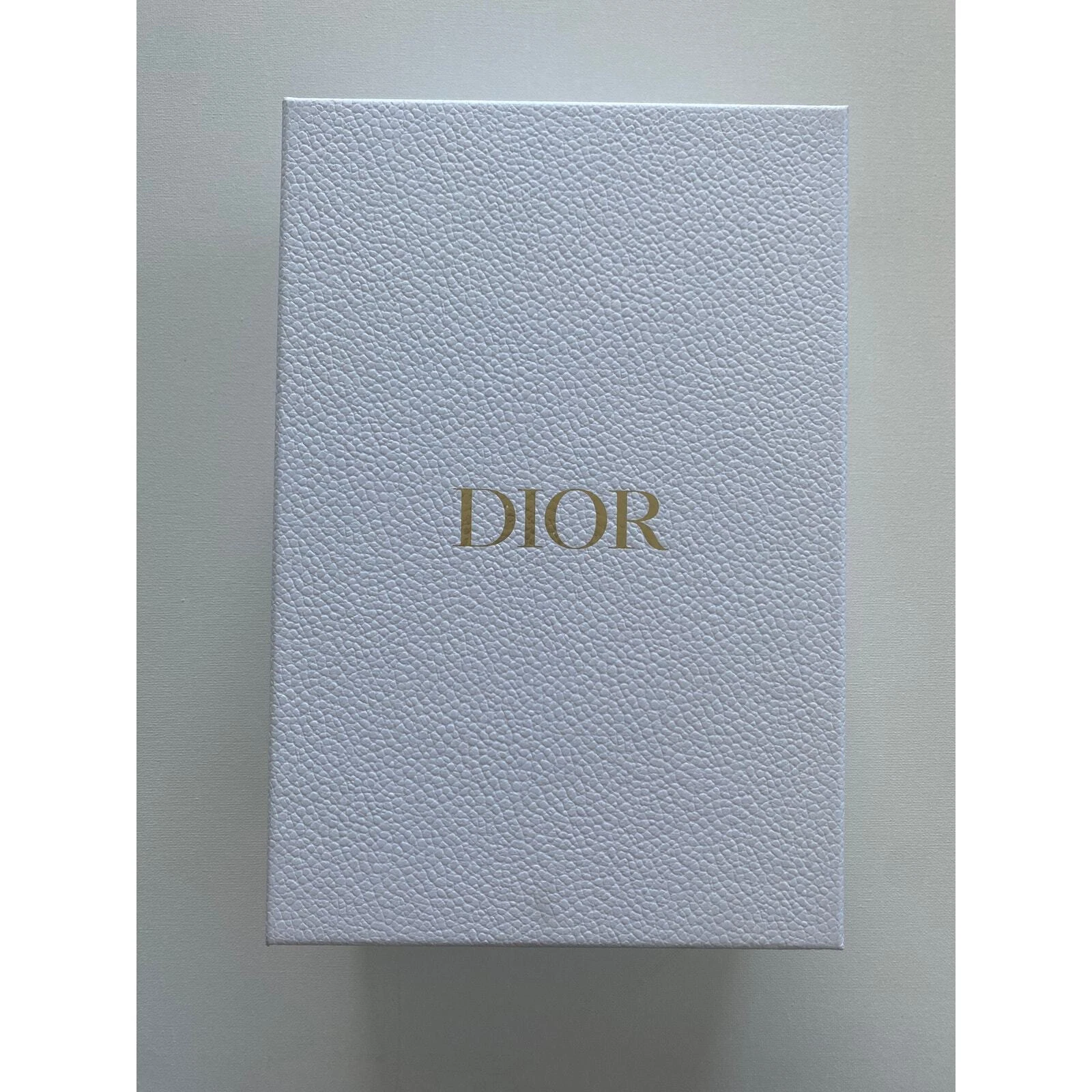 BOÎTE À CHAUSSURES BLANCHE DIOR 8