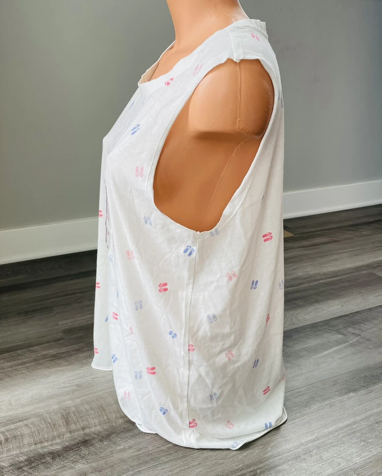 Camiseta sin mangas Doe Chanclas Blanca M Nueva con etiquetas Suave Sin mangas Foto 2 de 4