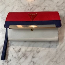 Guess ? Wallet Women Some Small Stains From Sitting