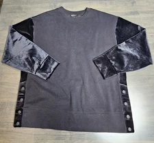 Athleta Retro Plush Black Velour Sweatshirt women’s Size Medium Side Snaps