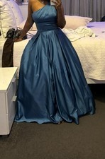 prom dress, blue, used once, great condition. many compliments at 0467086686