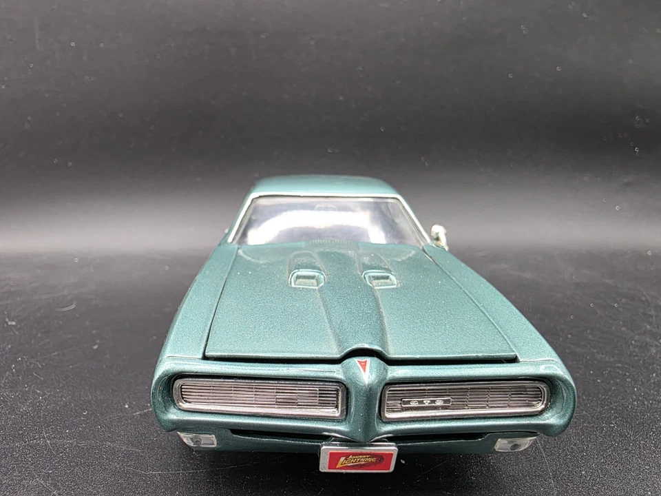 Johnny Lightning 1968 Pontiac GTO Arnie Beswick Bossman 1:24 NHRA Race Car - Image 4 of 4