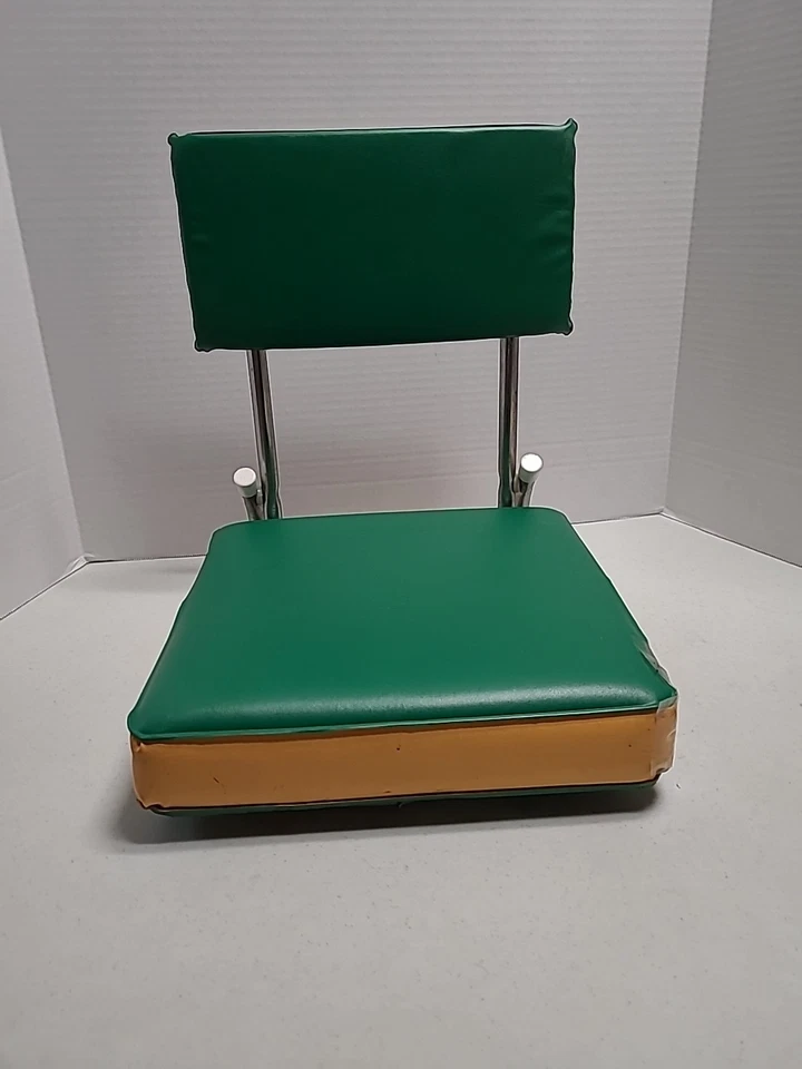 Cojín de asiento de estadio plegable vintage Green Bay Packers hombre cueva  Foto 3 de 4