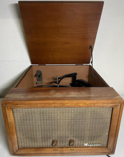 Vintage Magnavox Vacuum Tube Record Player Wooden Case 1960 s AS IS For Parts