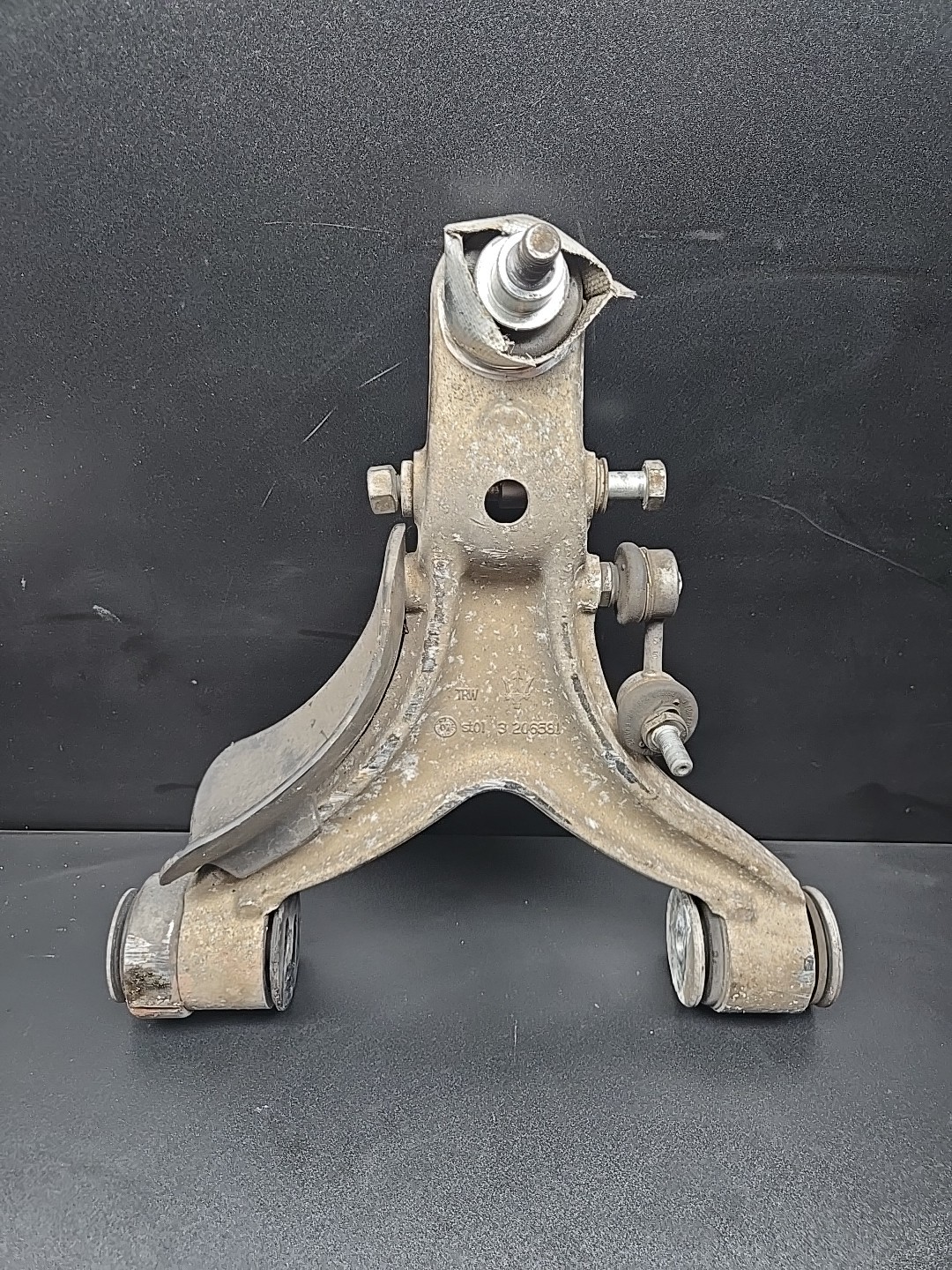 03-10 Maserati Quattroporte M139 Front Left Lower Suspension Control Arm Oem