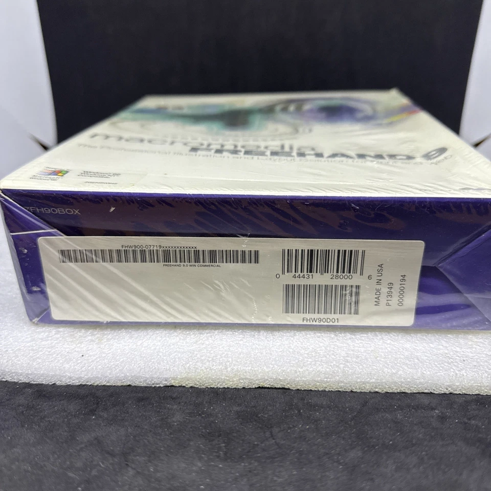 Macromedia Freehand 9  New Sealed Windows 98 / Windows NT Compatible - Image 2 of 4