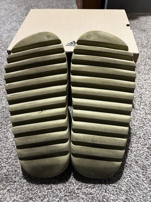 adidas Yeezy Slide Resin Size 9 Pre-Owned/Used OG ALL GOOD CONDO 100% AUTHENTIC! Limitless Laces LLC | BRAND NEW YEEZY BUNDLE? SIZE 8 UNDER  main image 4