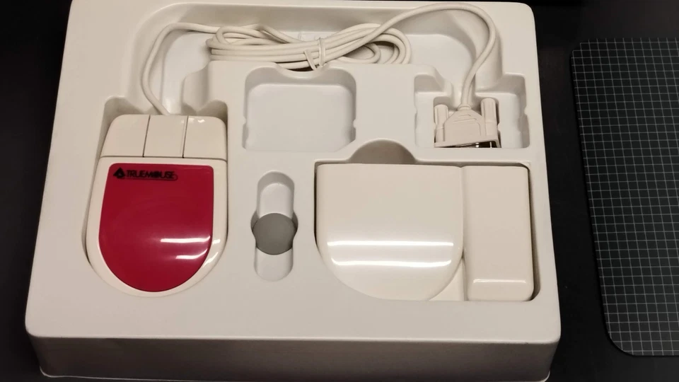 Vintage new TrueMouse serial mouse for windows 3.1 95 NT - Image 2 of 4
