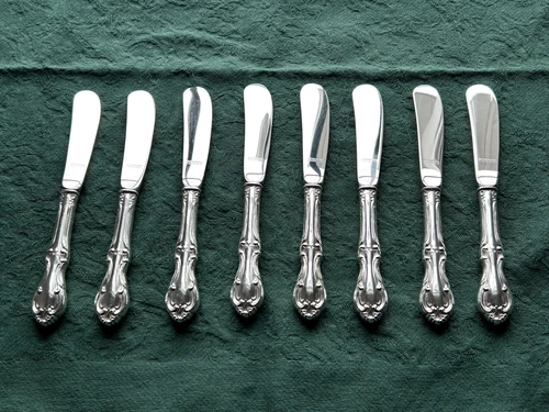 Joan of Arc Sterling Silver Butter Spreaders Set of 8 from International Silver