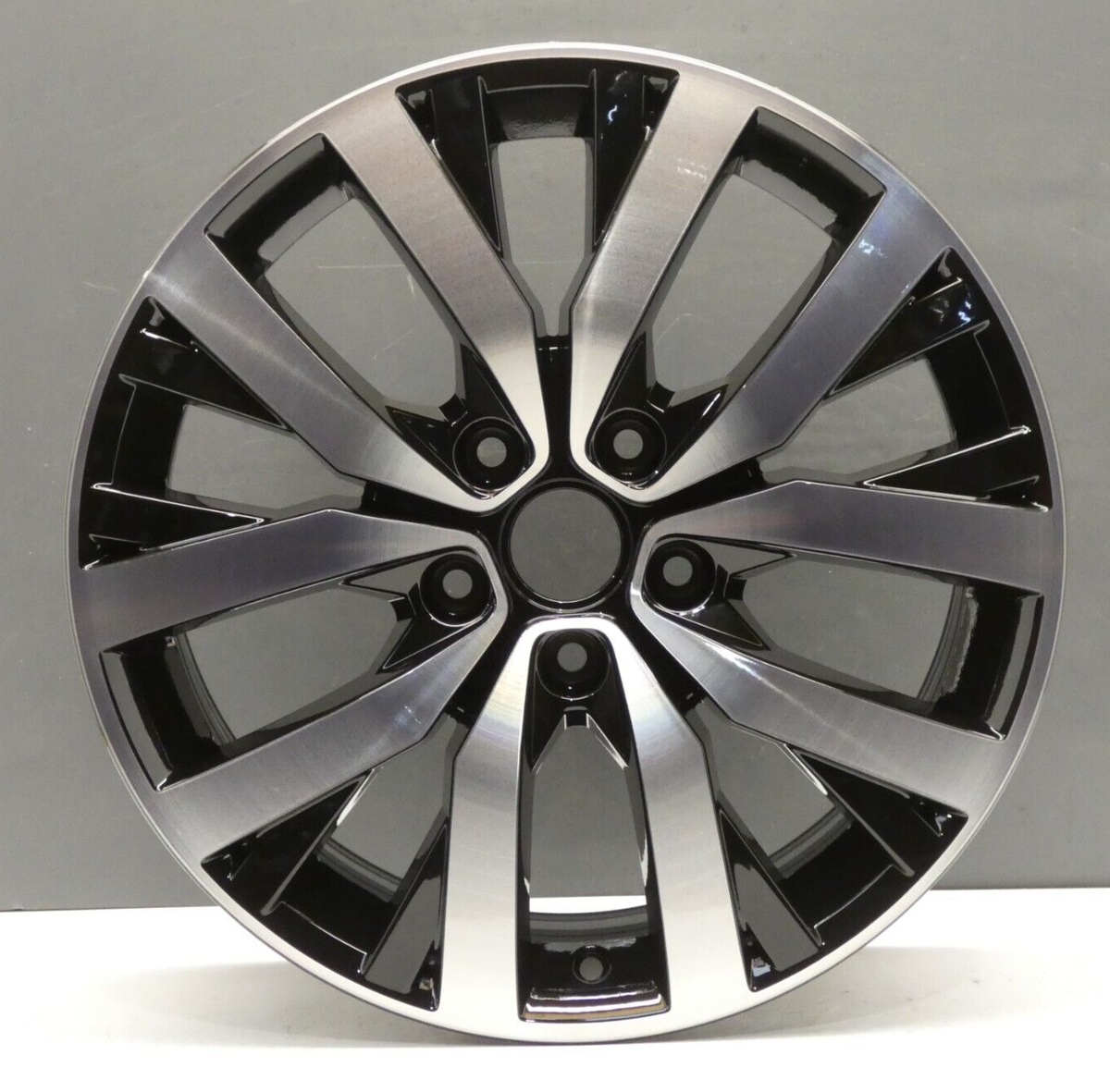 VOLKSWAGEN T6 TRANSPORTER 18