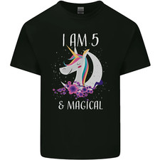 Magico Unicorno Di Compleanno Per Bambini Di 5 Anni T-Shirt 5°